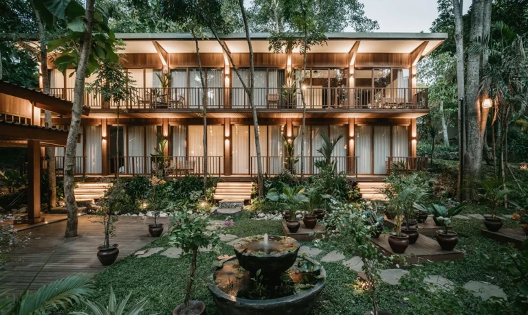 Retreat Village's Room