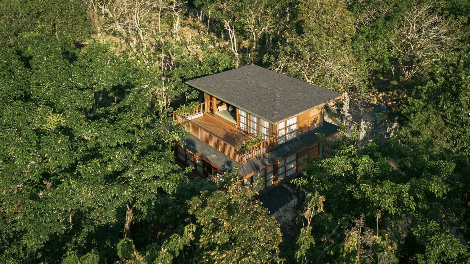 Treehouse Villa Up